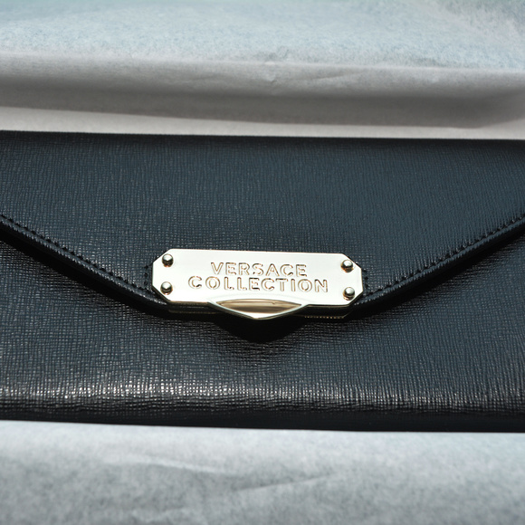 Versace Wallet - Picture 7 of 8